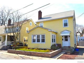 10 Richard Pl, Rye, NY 10580-3820