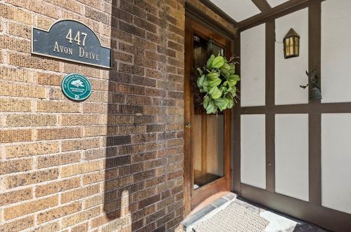 447 Avon Dr, Pittsburgh, PA 15228-2103