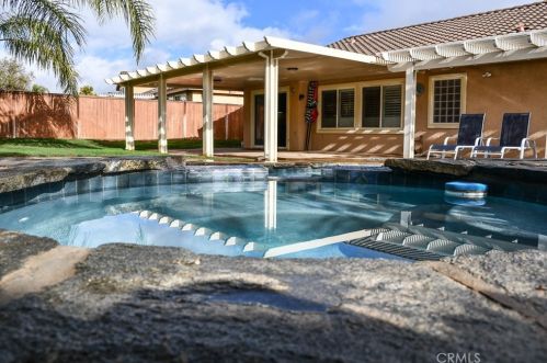 1265 Larkspur Ln, Beaumont CA  92223-2091 exterior