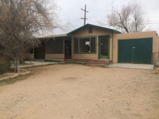 1541 Mayo St, Ridgecrest, CA 93555-8813