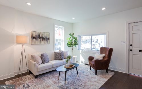 24 New St, Lancaster PA  17602-2047 exterior