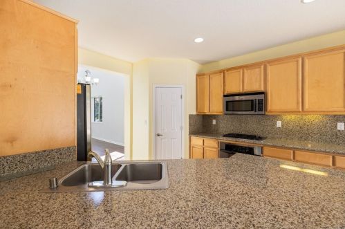 1015 Lucio St, Manteca CA  95336 exterior