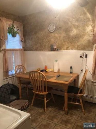 16 Hopper St, Paterson NJ 07508-2037 exterior