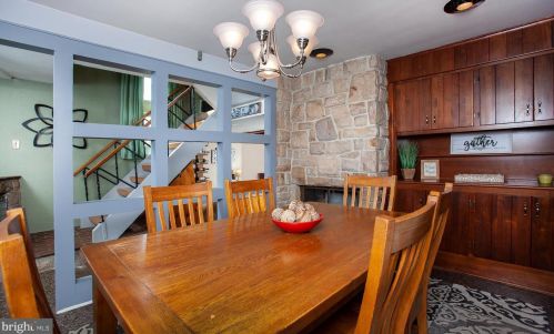 252 Redwood St, Hummelstown PA  17036-2619 exterior