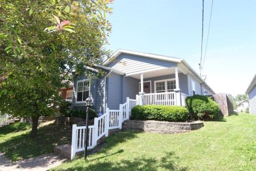 152 66th St, Cincinnati, OH 45216-1950