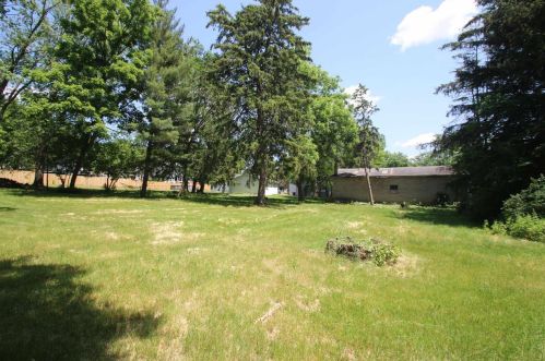 410 Allen St, Clinton WI  53525-9482 exterior