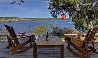 1009 Bluff Creek Pt, Strawn, TX 76475-2374