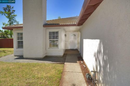 1982 Newport Dr, West Pittsburg CA  exterior