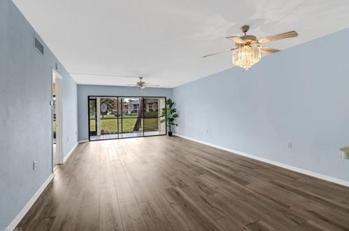 1228 Commonwealth Cir, Naples, FL 34116-3629