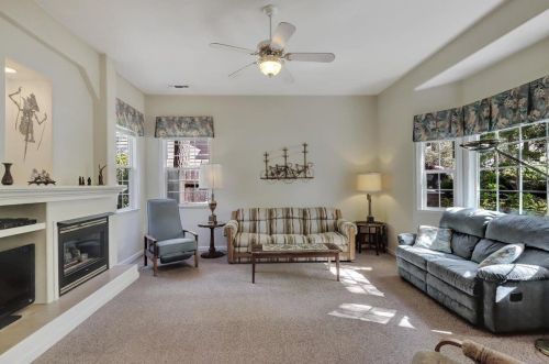 236 Scotia Pne Cir, Grass Valley CA 95945-5420 exterior