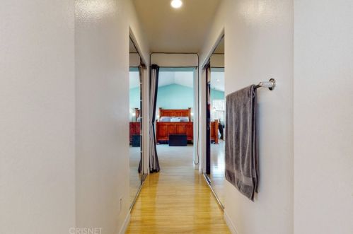 30416 Mallorca Pl, Santa Clarita CA  91384-4787 exterior