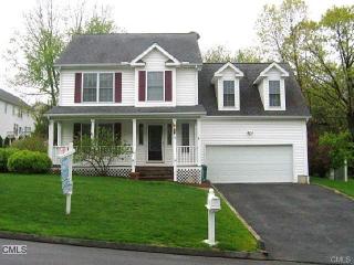 12 Larovera Ter, Ansonia, CT 06401-1555