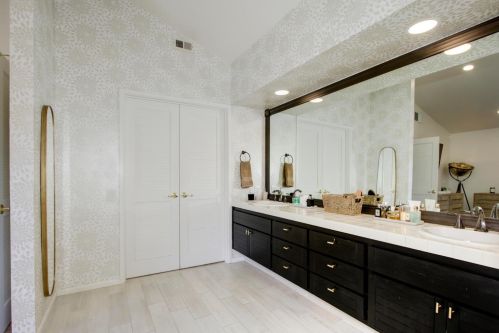 2021 Discovery Village Ln, Rancho Cordova CA  95670-3065 exterior