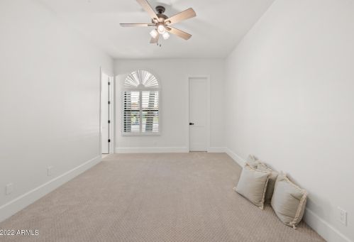 8500 Aster Dr, Scottsdale AZ  85260-5308 exterior