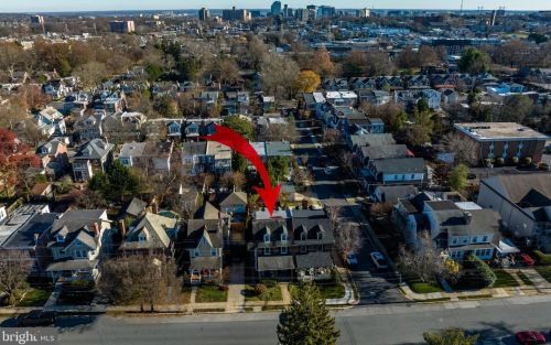 1402 Riverview Ave, Wilmington, DE 19806-1325
