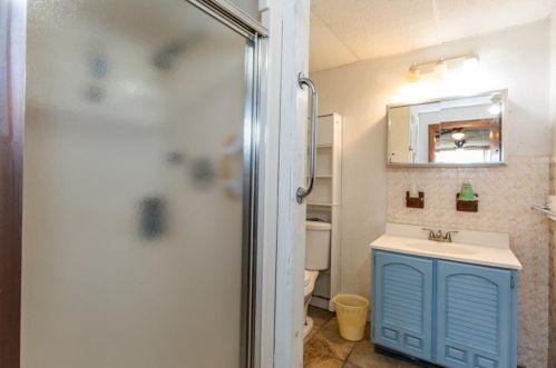 79 Thelma St, North Providence RI  02904-4560 exterior