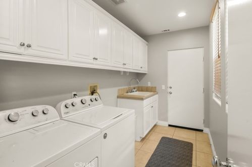 55154 Laurel Vly, La Quinta CA  92253-5639 exterior