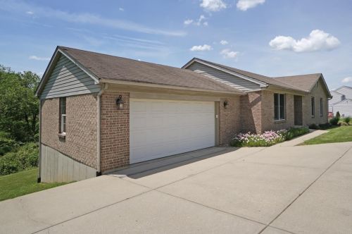 9149 Brehm Rd, Cincinnati, OH 45252-2600