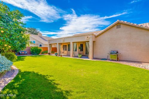 15601 11 Ave, Phoenix AZ 85021-4407 exterior