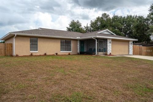 621 Staffordshire Ave, Deltona, FL 32738-9498
