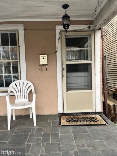 318 Wolfe St, Fredericksburg VA  22401-5925 exterior