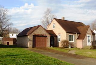 140 Lake Ave, Erie, PA 16511-1074