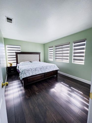 13570 Quartz Way, Lathrop CA  95330-9196 exterior