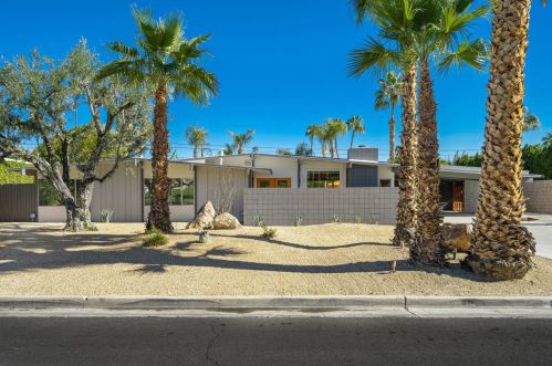 610 Compadre Rd, Palm Springs, CA 92264-8208