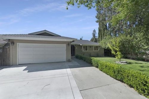 2415 Pebble Beach Dr, San Jose, CA 95125-2809