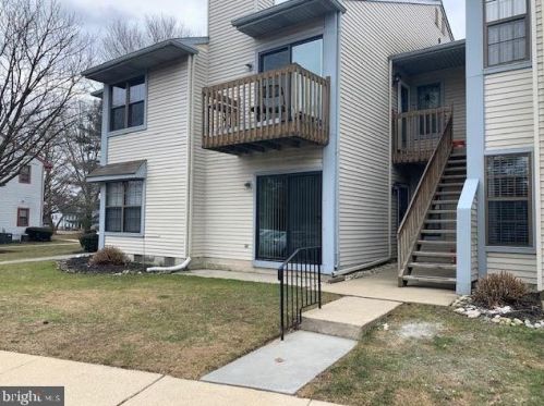 243 Barclay Ct, West Deptford, NJ 08051-2011