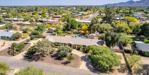 6507 Paradise Dr, Scottsdale AZ 85254-5175 exterior