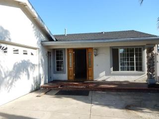 629 Zenia Ct, Ontario, CA 91762-5656