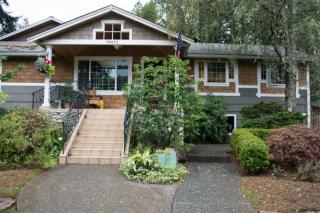 15813 6th Ave, Seattle, WA 98166-3005