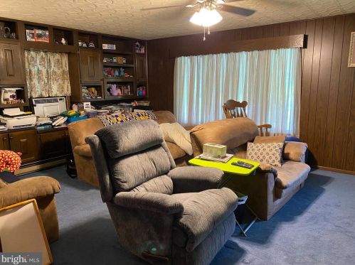 320 Seven Stars Rd, Eshcol, PA 17062-9336