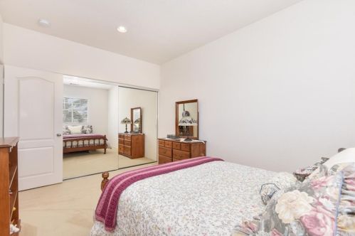 2056 242nd St, Lomita CA  90717-1116 exterior