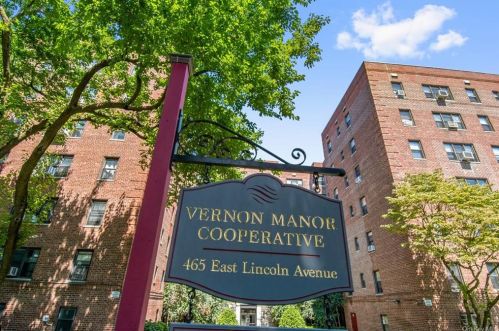 465 Lincoln Ave, Mount Vernon NY  10552-3598 exterior