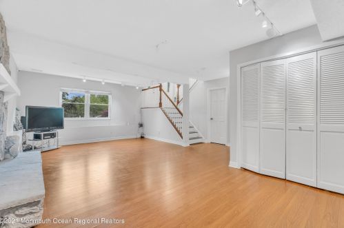 23 Yorkshire Dr, Jackson Twp NJ  08527-2626 exterior