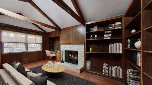 2080 Arrowwood Dr, Scotch Plains NJ 07076-4730 exterior