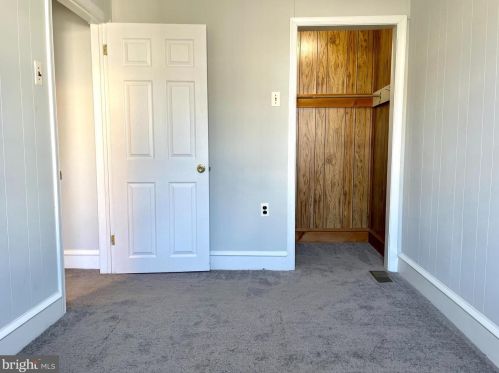 4233 Boone St, Philadelphia PA 19128-5003 exterior