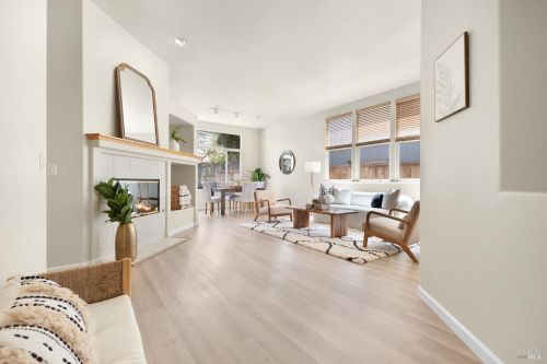 5518 Rainbow Cir, Santa Rosa CA  95409-4376 exterior