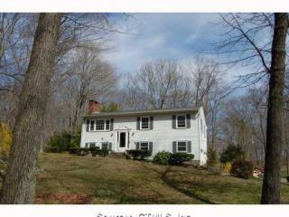 424 Pond Meadow Rd, Westbrook, CT 06498-2803