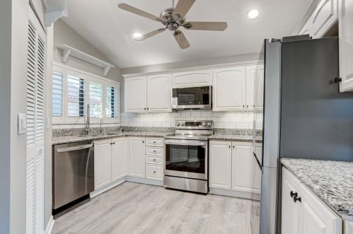 23313 Water Cir, Boca Raton FL  33486-8539 exterior