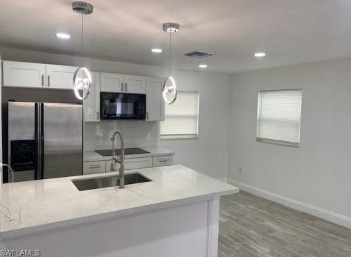 10 Jasmine Rd, Lehigh Acres FL  33936-6222 exterior