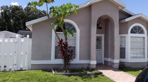 2340 Harbor Town Dr, Kissimmee FL  34744-5142 exterior