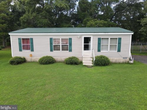 6707 Sharptown Rd, Laurel, DE 19956-4148