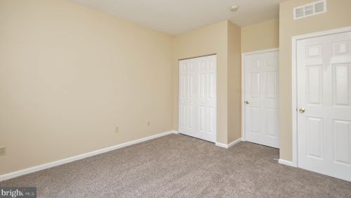 222 Huntington Ln, Easton PA  18040-8485 exterior