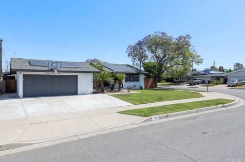 327 Woodstock Ave, Orange, CA 92865-2732