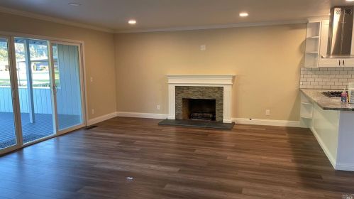 6812 Fairfield Dr, Santa Rosa, CA 95409-6011