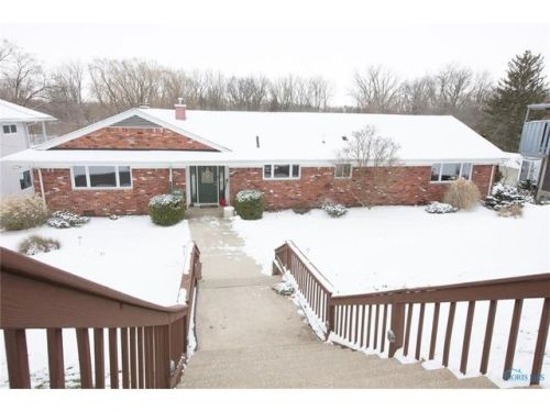 610 Harrison St, Maumee, OH 43537-2028
