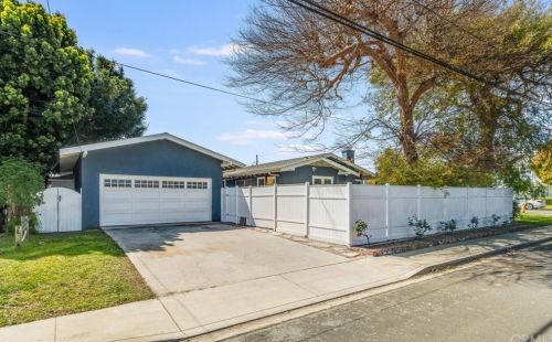 1604 Hickory Ave, Torrance CA 90503-7219 exterior